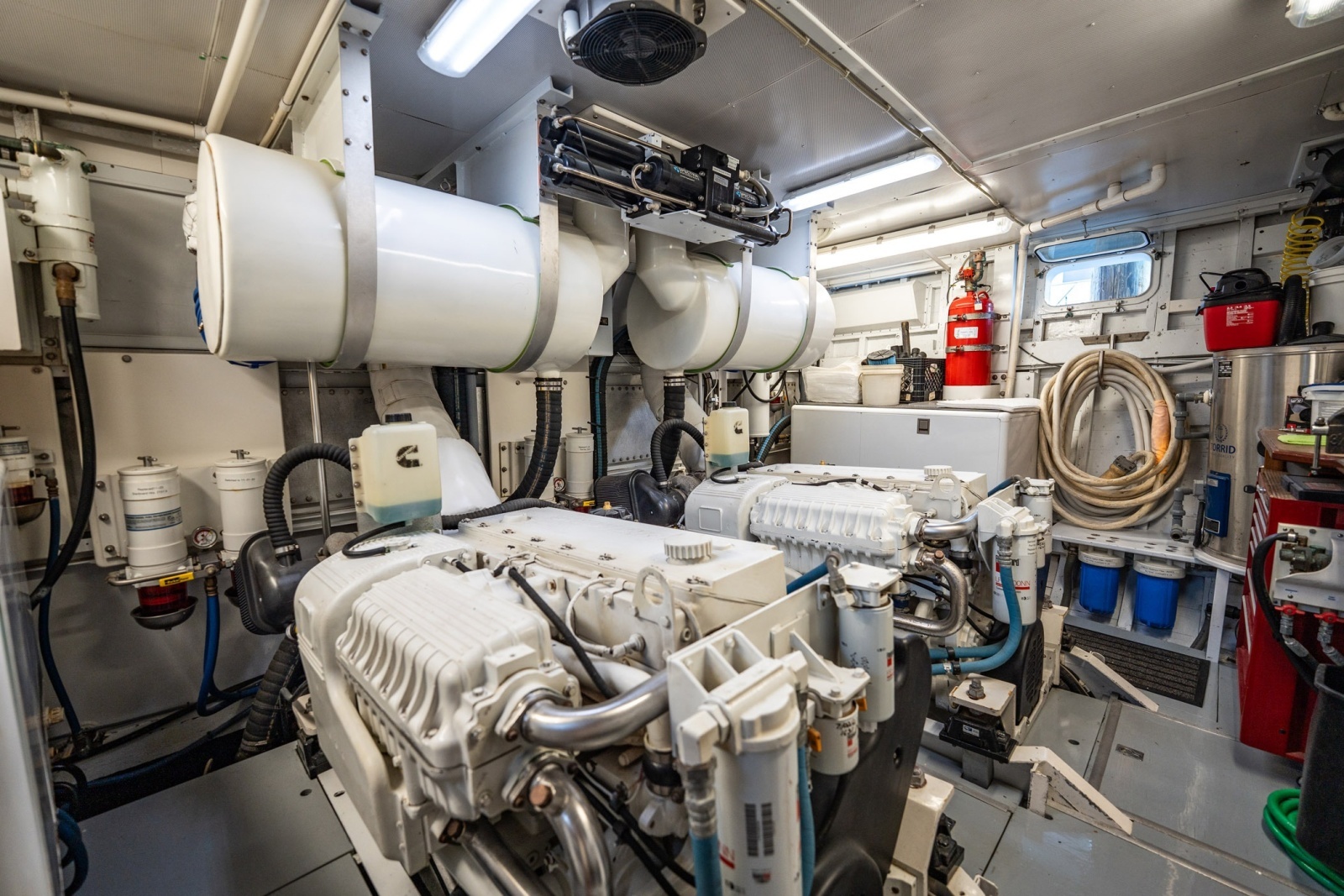 DOVETAIL 72ft Trumpy Yacht For Sale