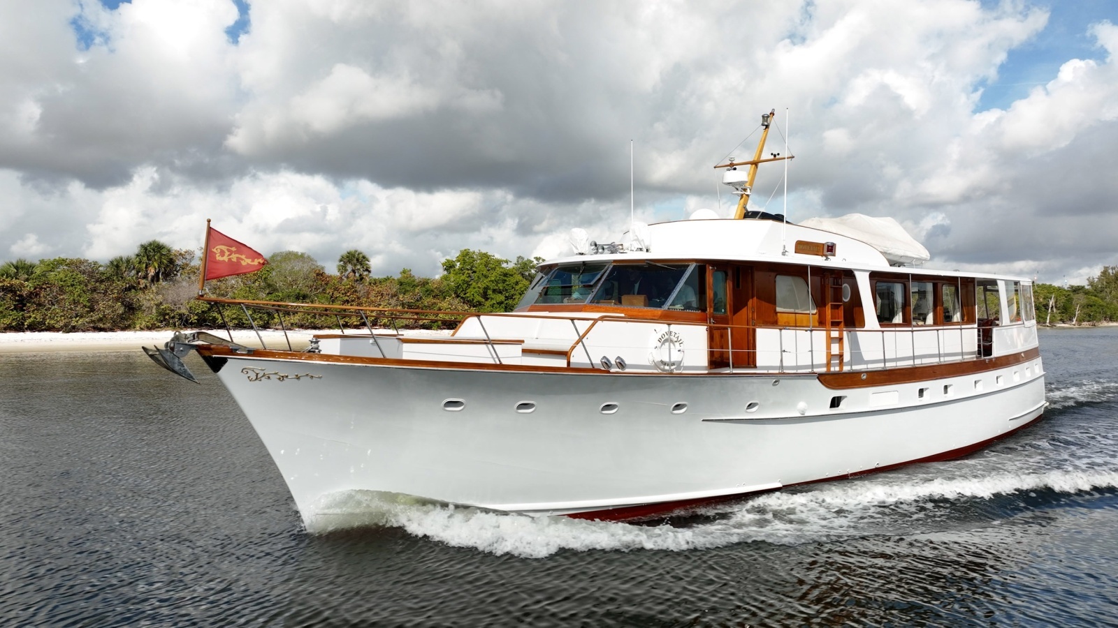 DOVETAIL 72ft Trumpy Yacht For Sale