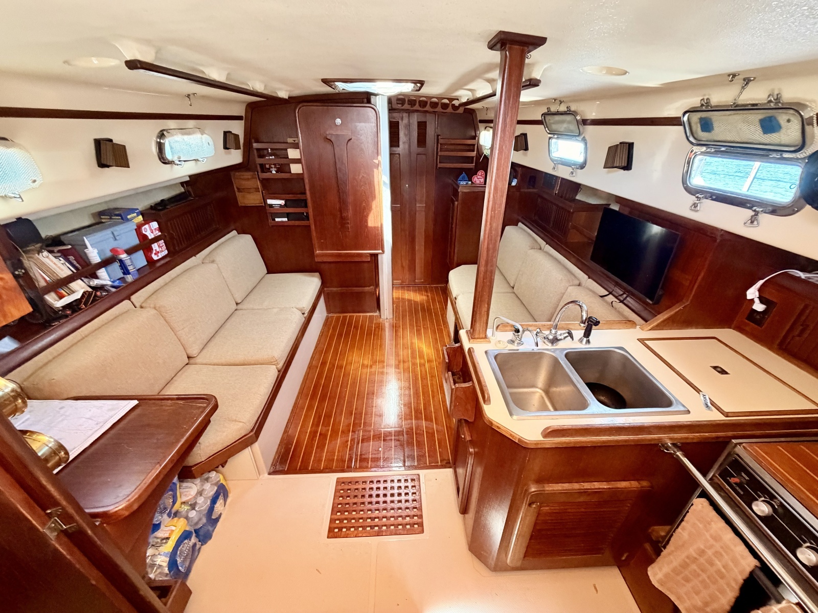 Nellie Bly 35ft Island Packet Yacht For Sale