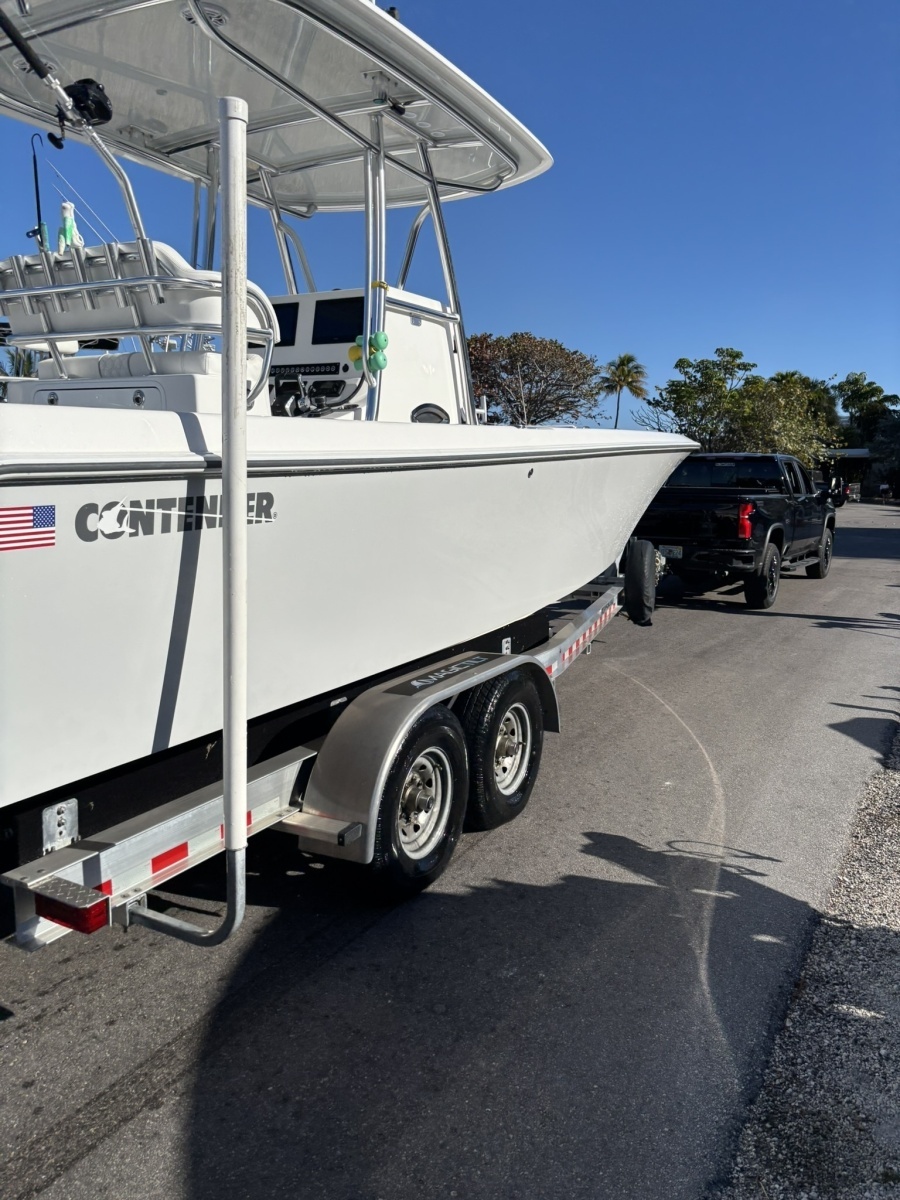 30ft Contender Yacht For Sale
