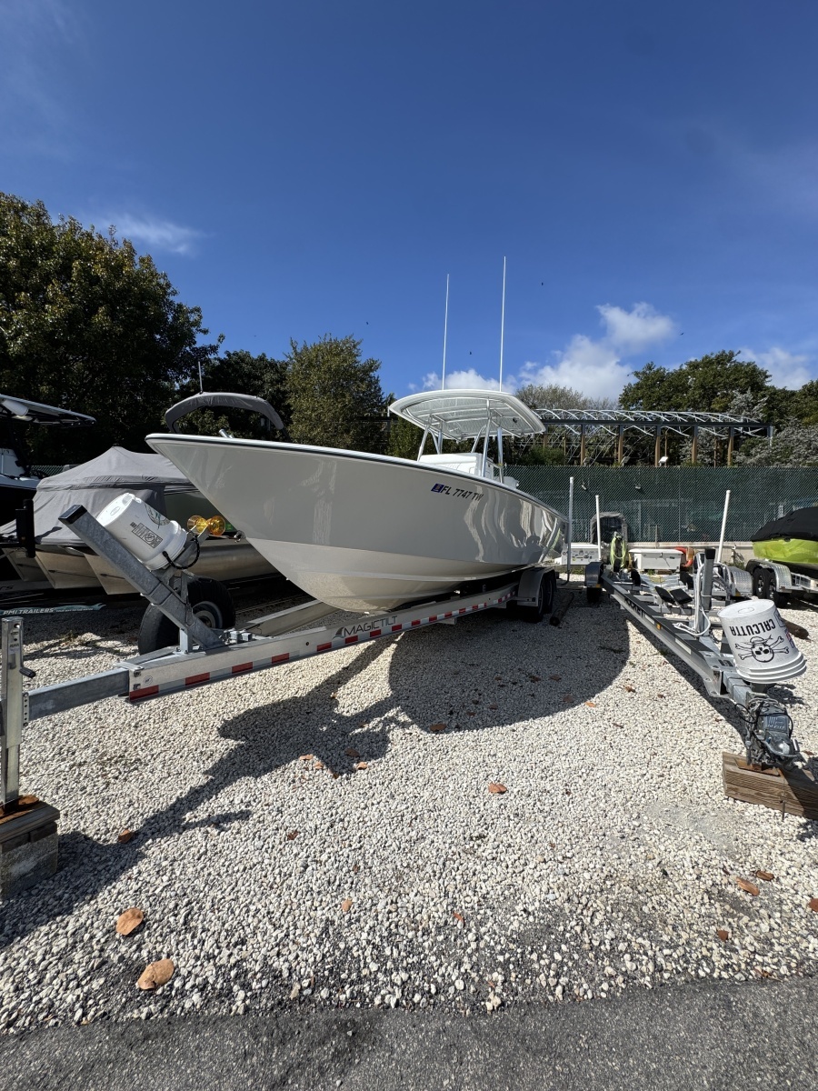 30ft Contender Yacht For Sale