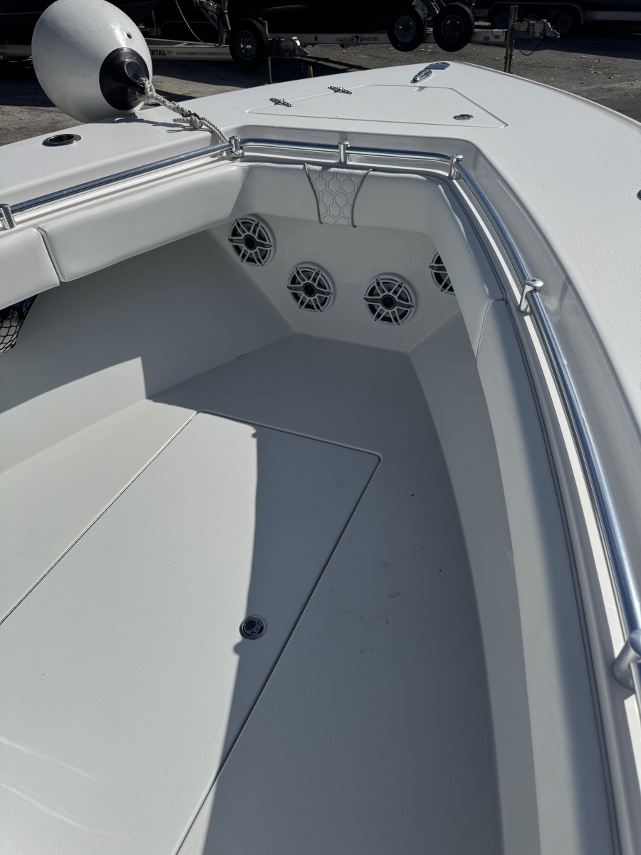 30ft Contender Yacht For Sale