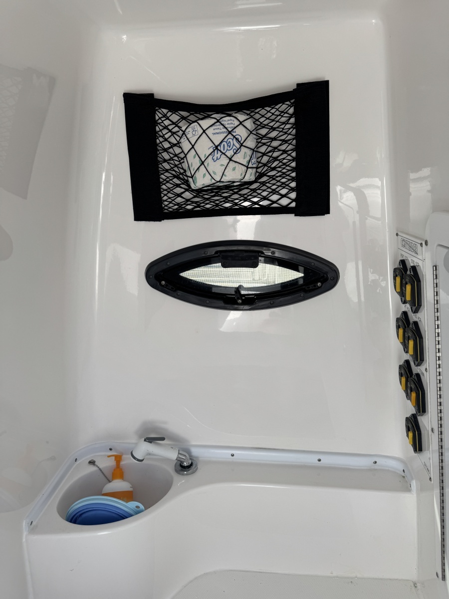 30ft Contender Yacht For Sale