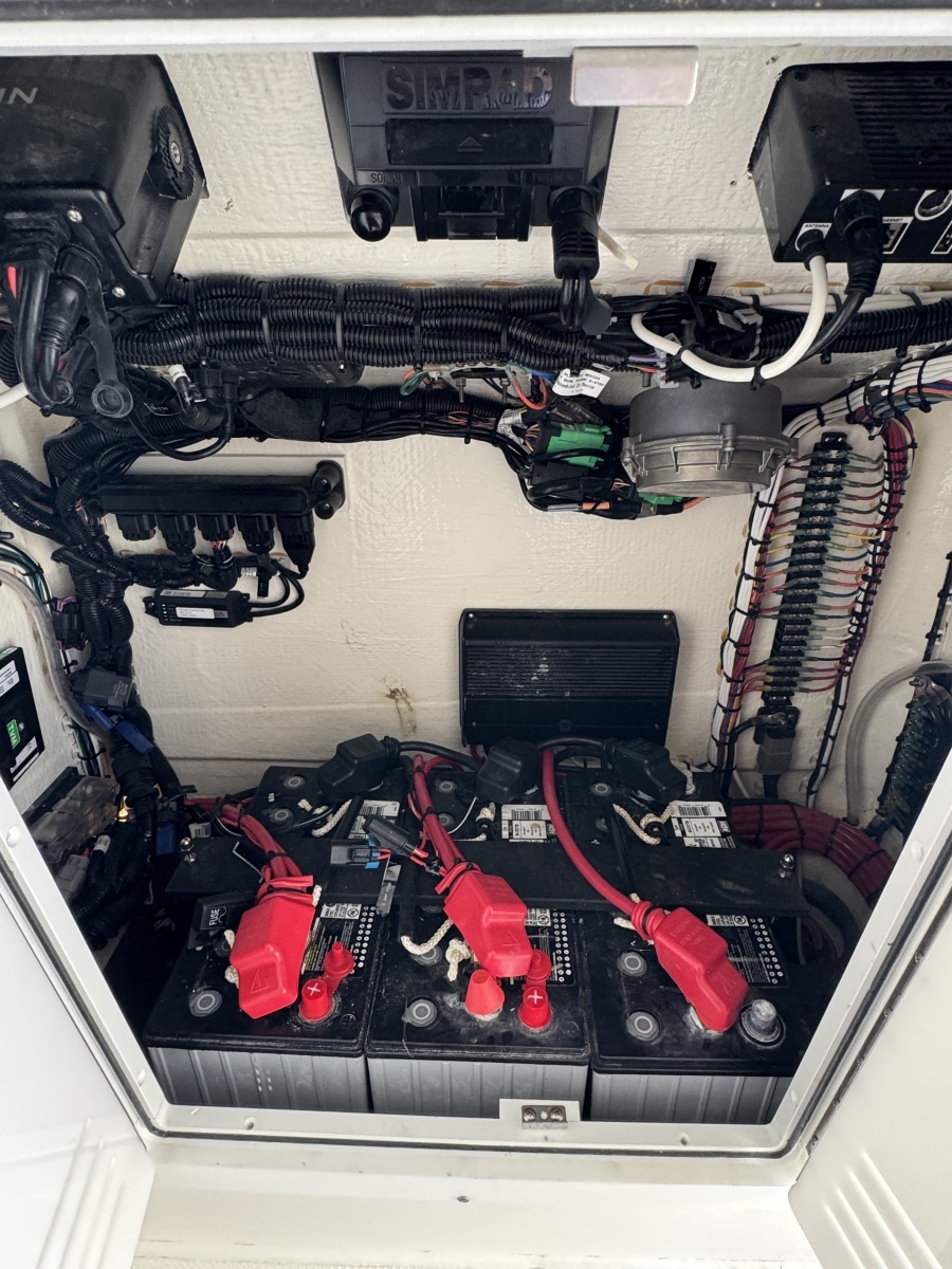 30ft Contender Yacht For Sale