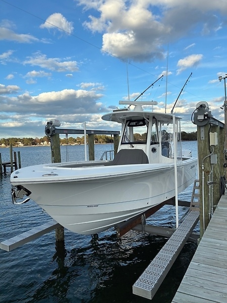 28' 2024 Regulator 28 FS