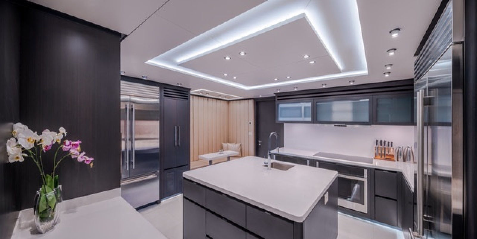 125' 2026 Hargrave E Series