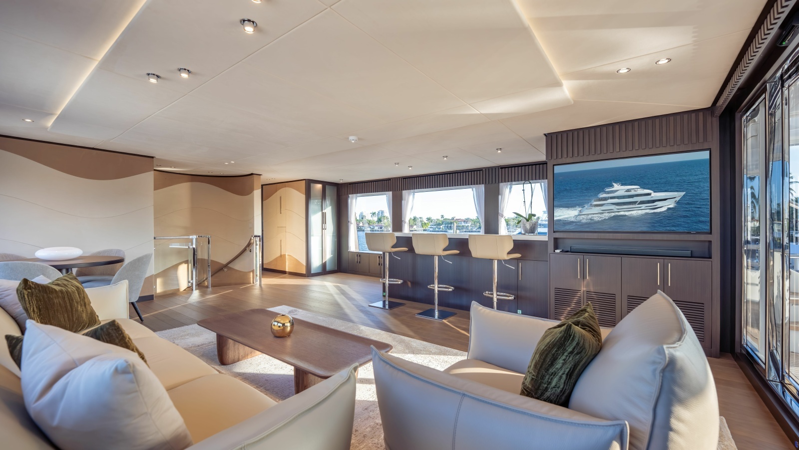 RESONANCE 125ft Hargrave Yacht For Sale