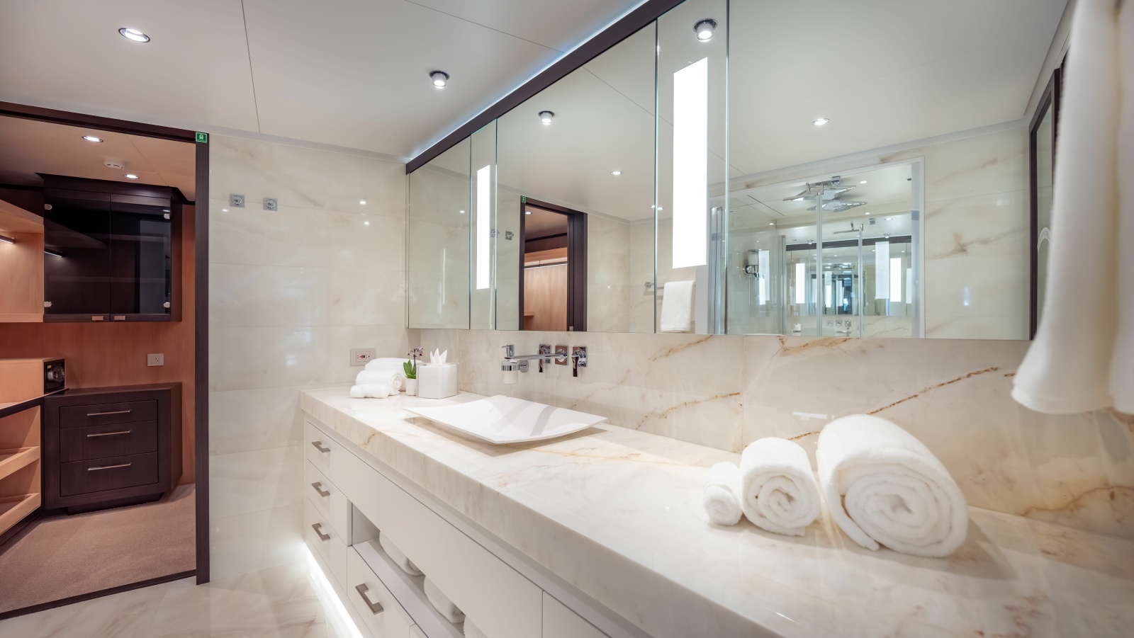 125' 2026 Hargrave E Series