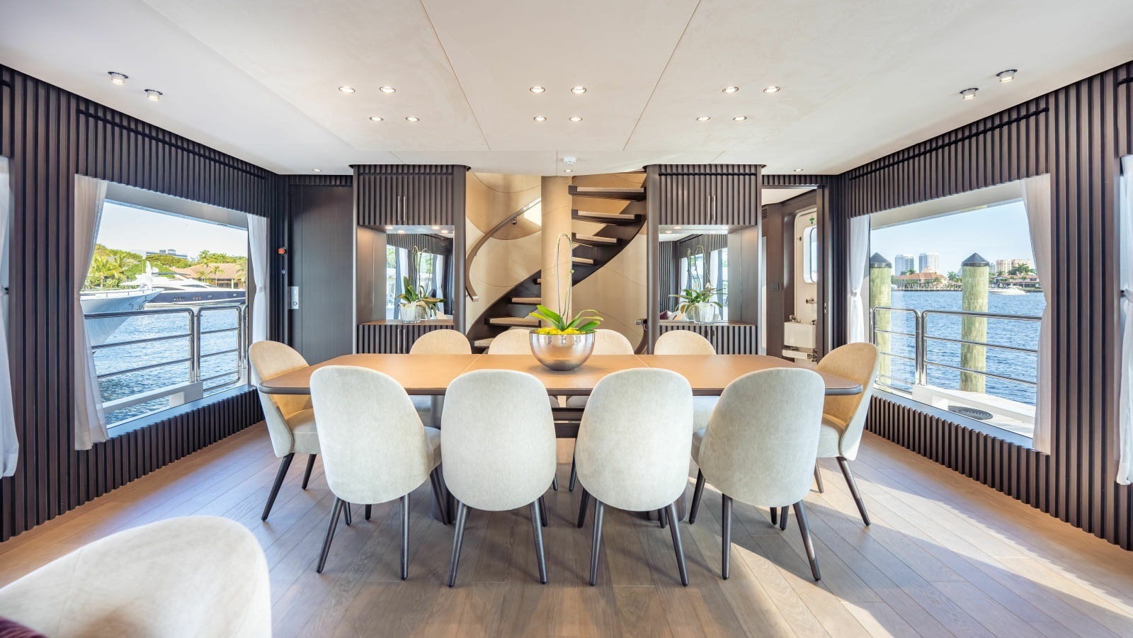 RESONANCE 125ft Hargrave Yacht For Sale