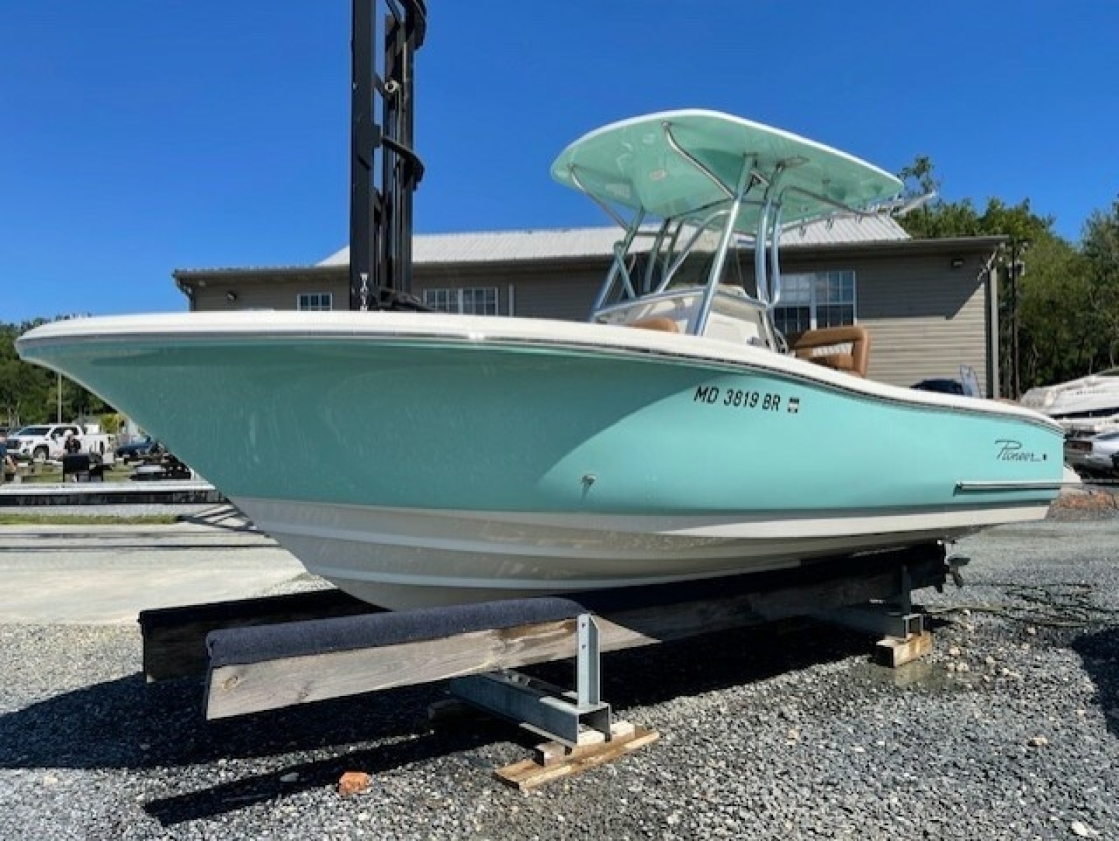 22ft Pioneer Yacht For Sale