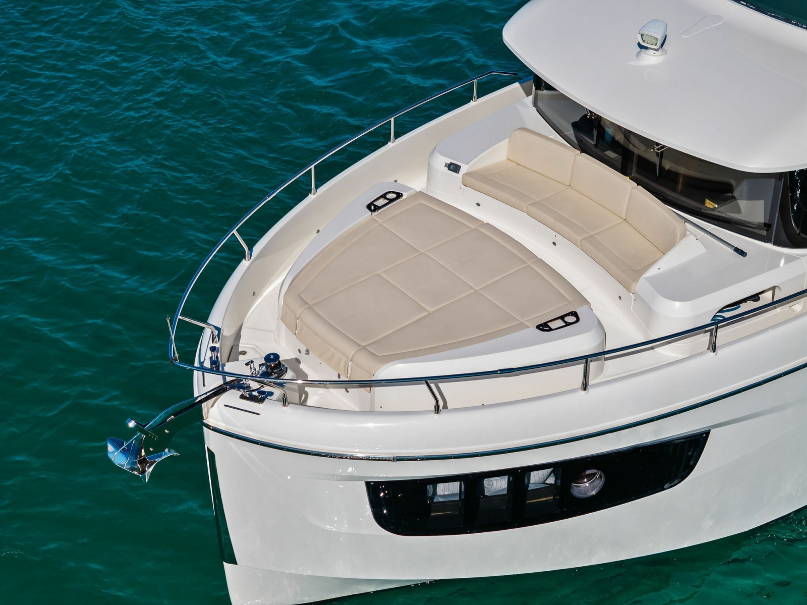 2019 Absolute 52 Navetta
