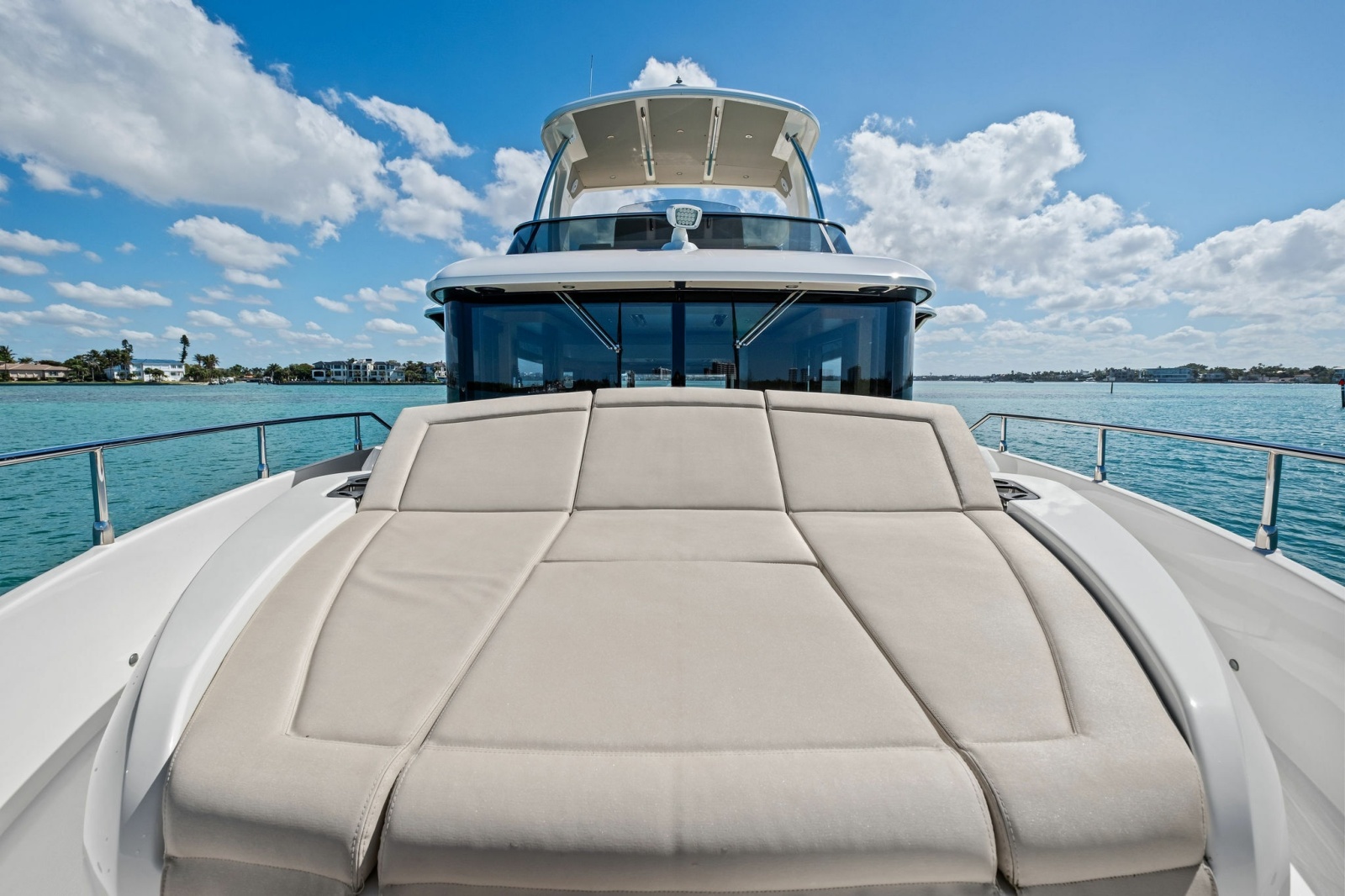 2019 Absolute 52 Navetta