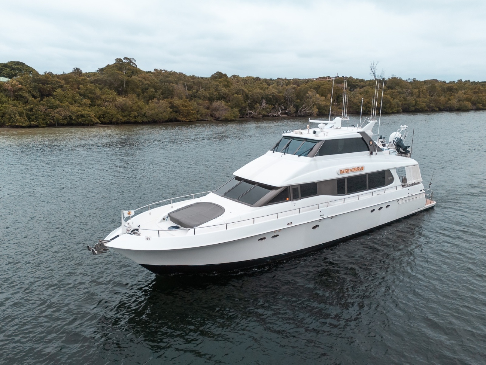 Lazzara 76 - Dare to Dream - Exterior Profile