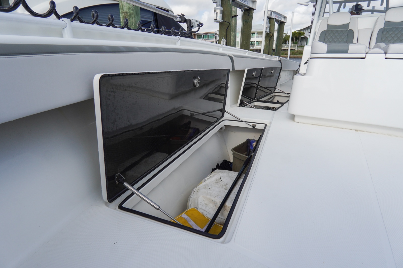 41' 2022 Sea Hunter 41 CTS