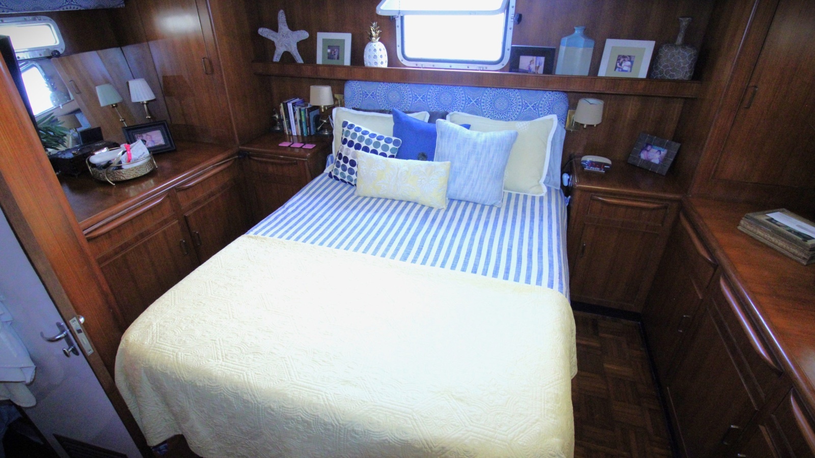 Miss Cristina 52ft Jefferson Yacht For Sale