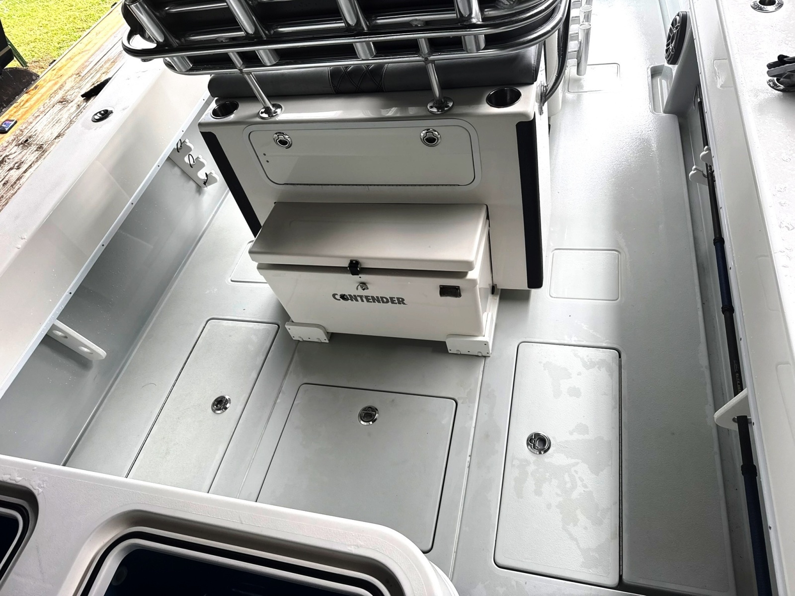 FOMO 2 0 30ft Contender Yacht For Sale