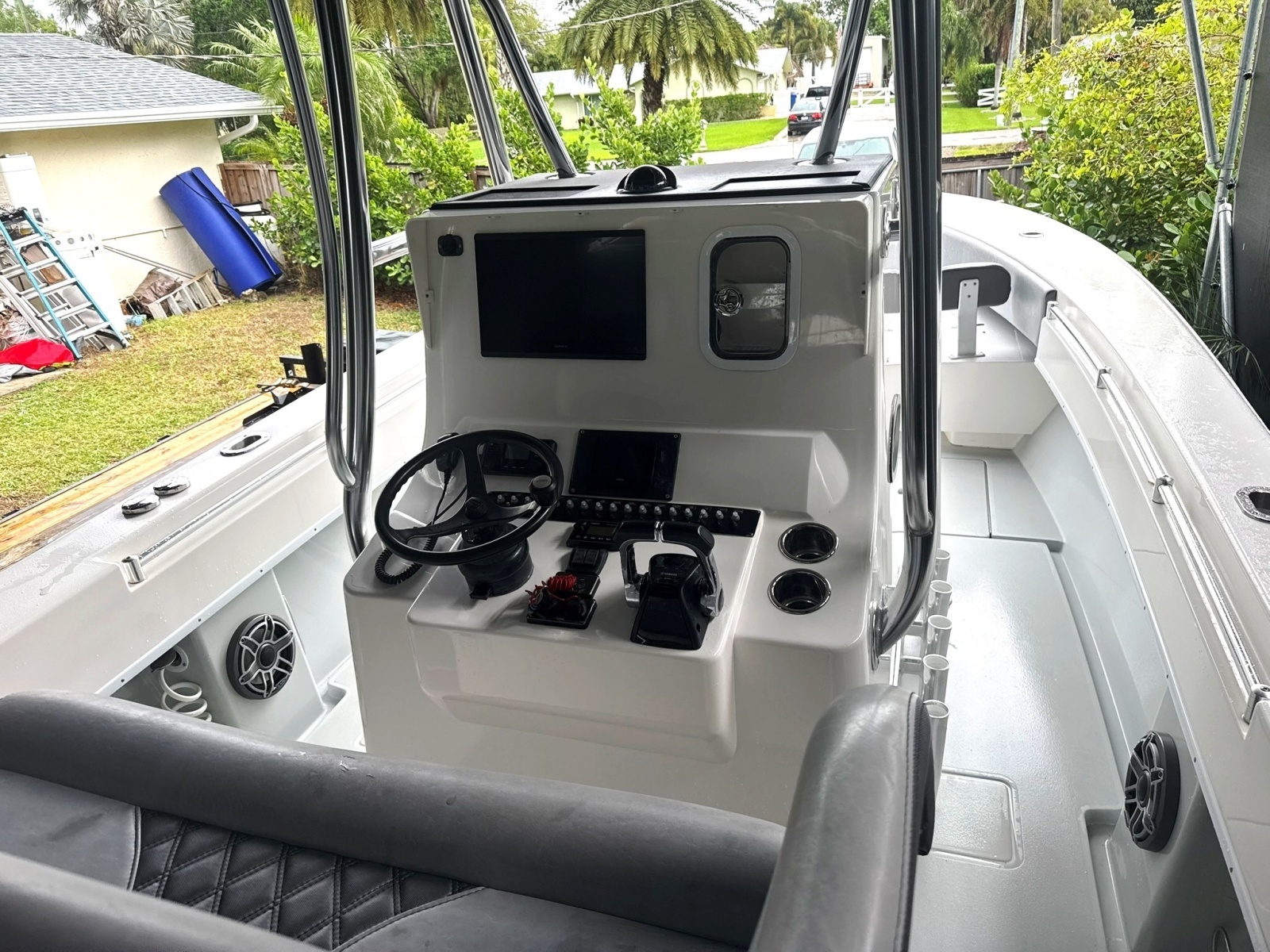 FOMO 2 0 30ft Contender Yacht For Sale