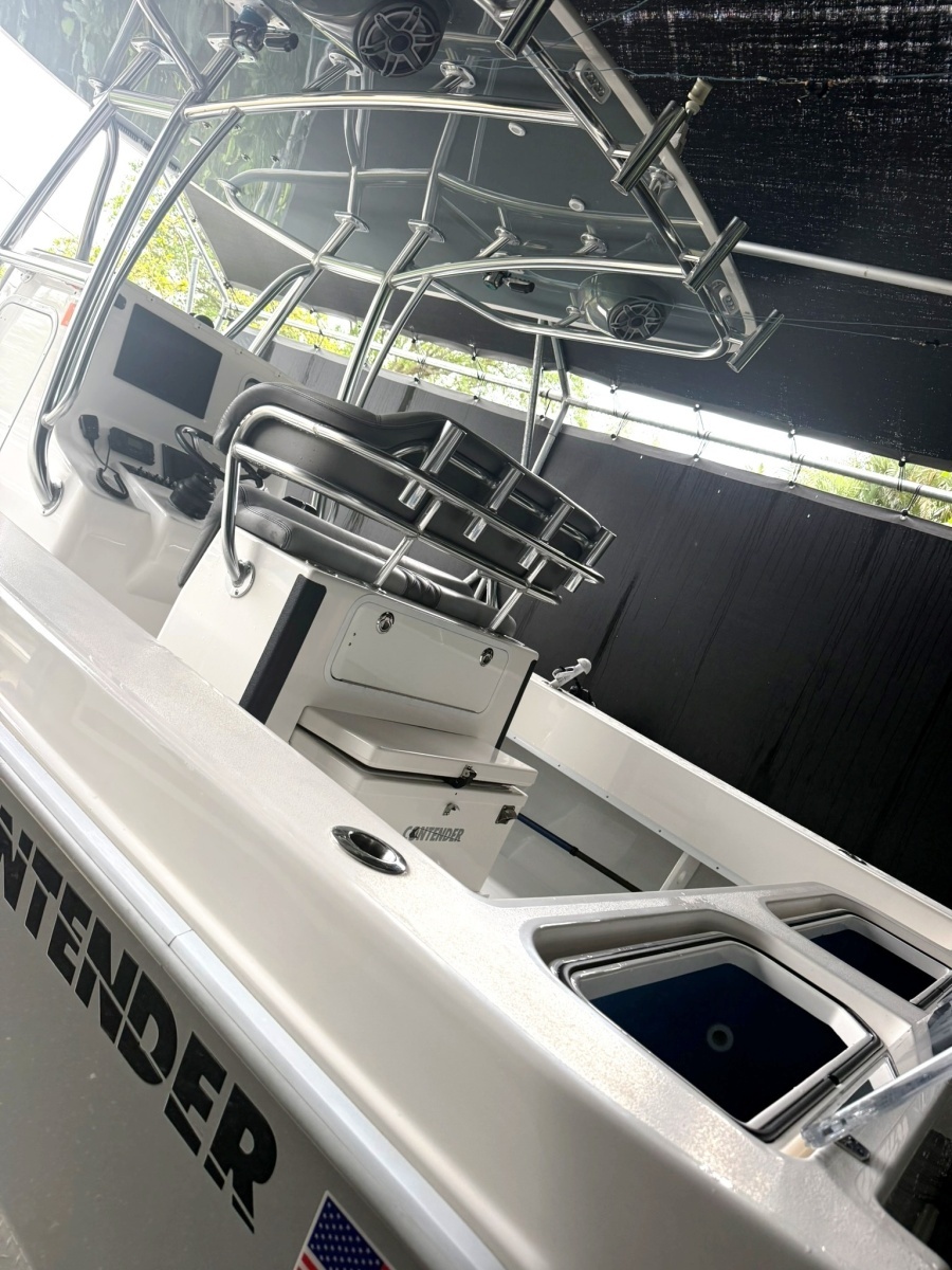 FOMO 2 0 30ft Contender Yacht For Sale