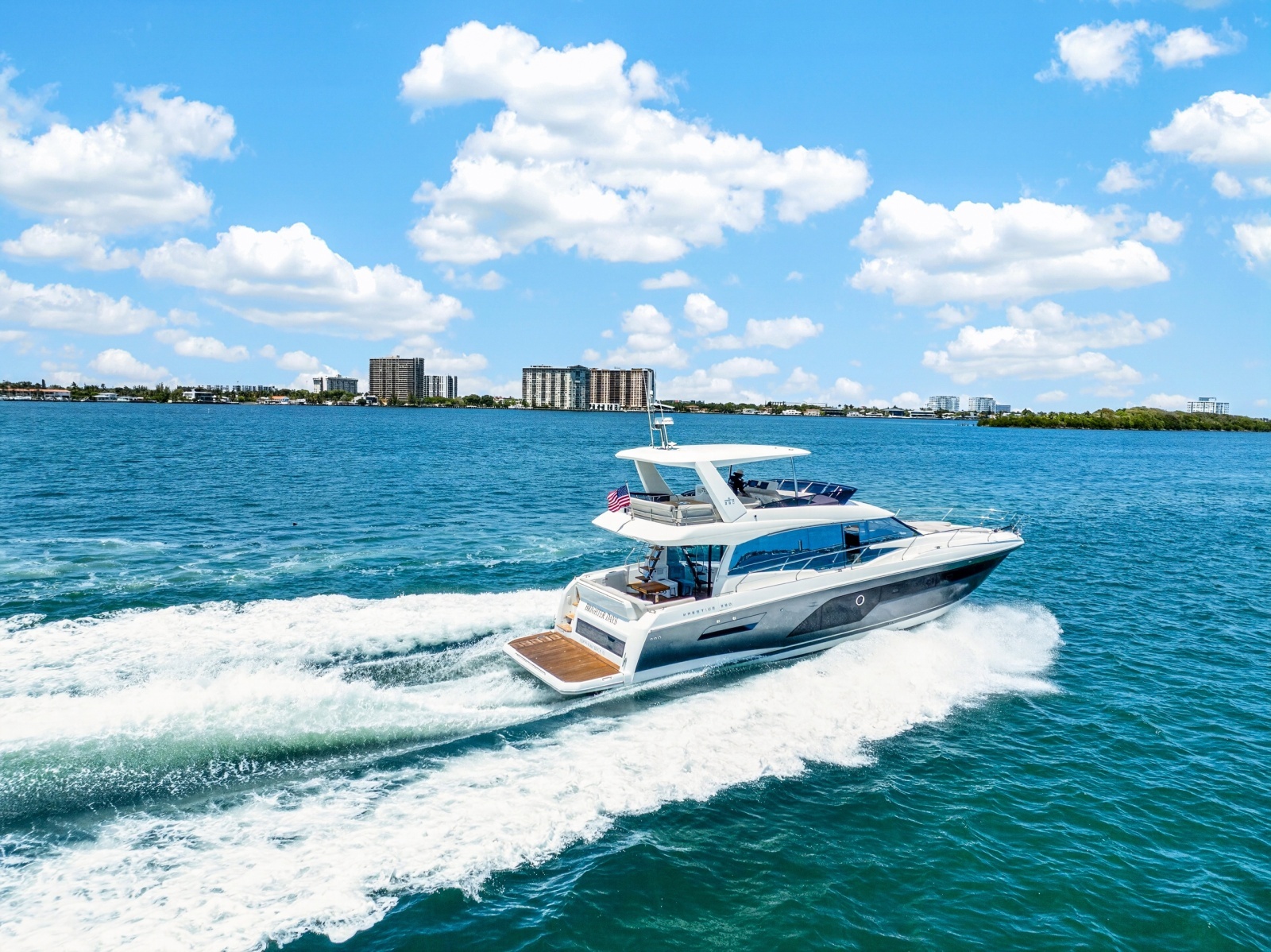 2023 Prestige 590