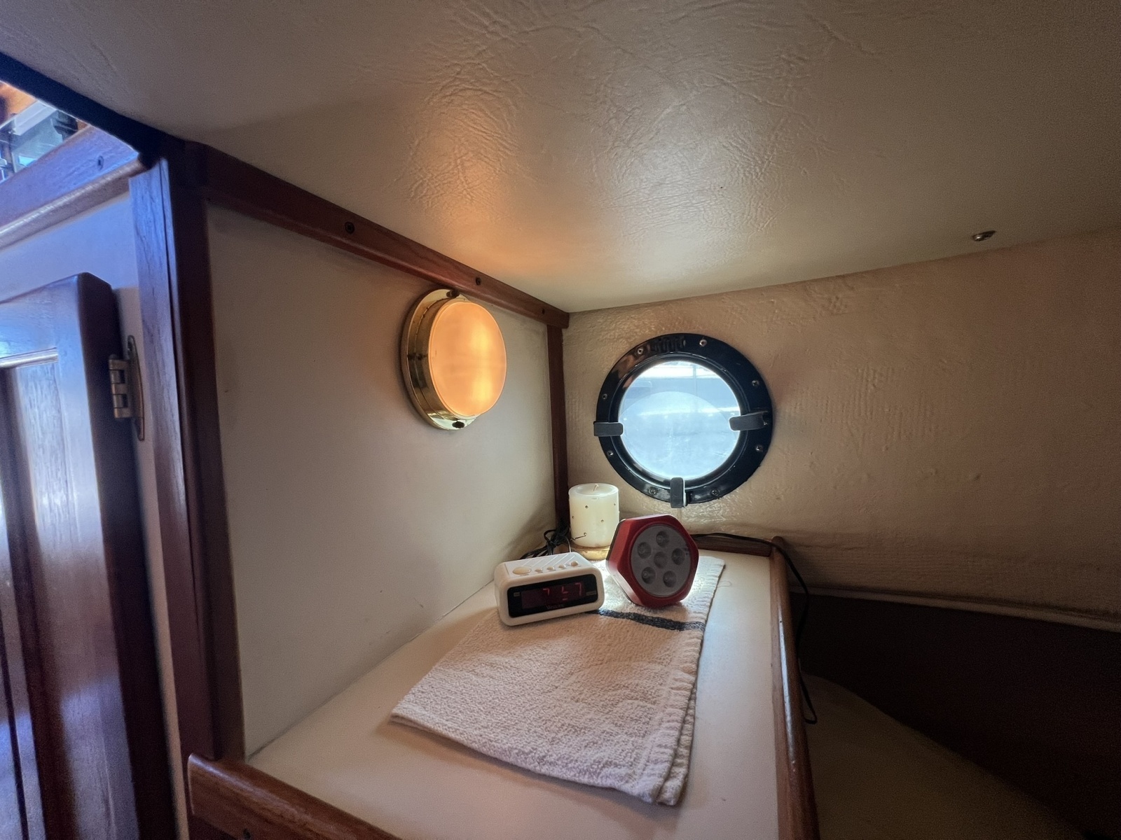 Sea For Two 26ft Nordic Tugs Yacht For Sale