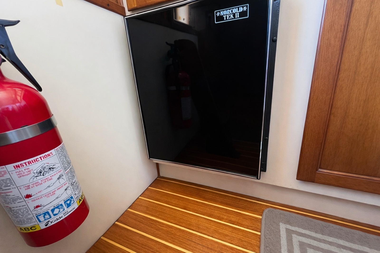 Sea For Two 26ft Nordic Tugs Yacht For Sale