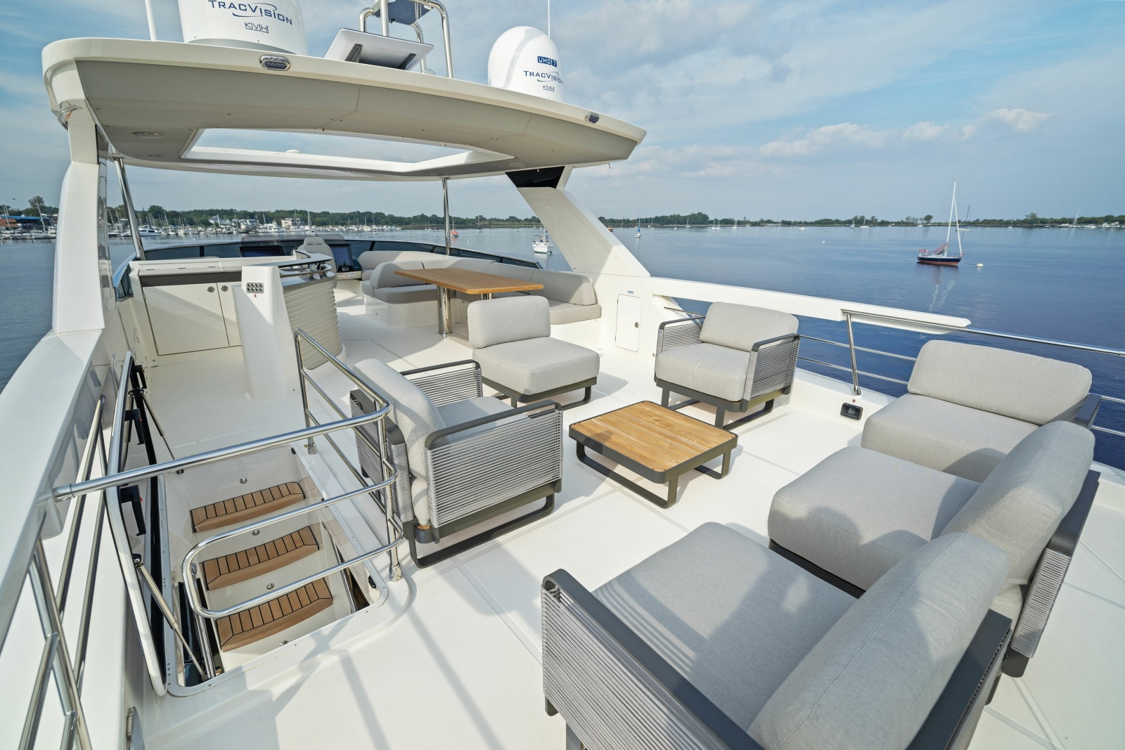 64' 2024 Absolute Navetta 64