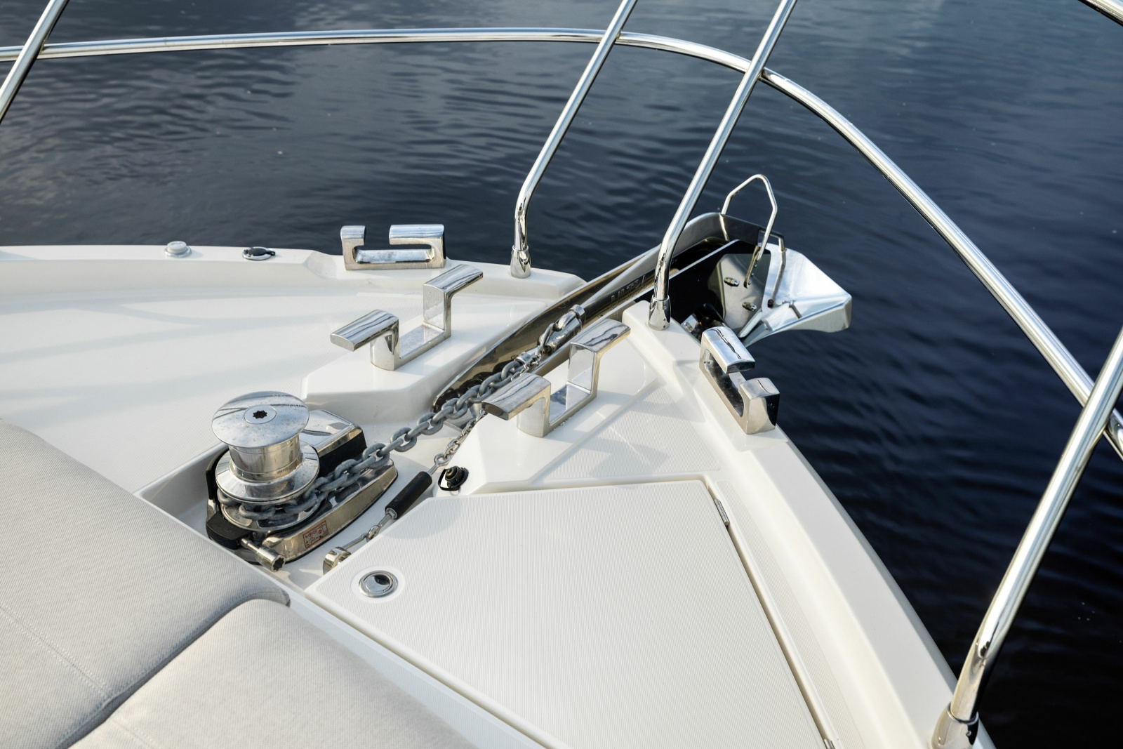 64' 2024 Absolute Navetta 64