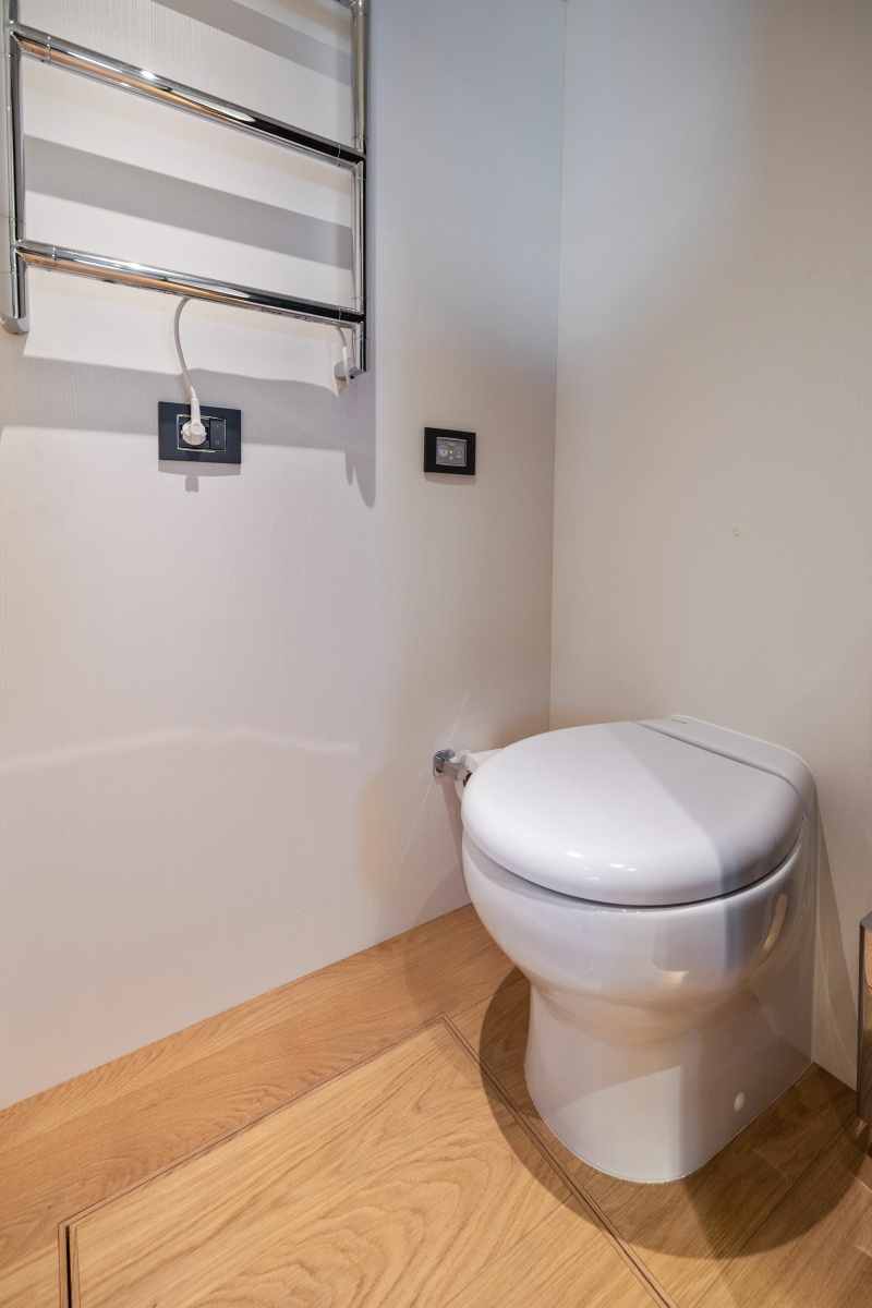 64' 2024 Absolute Navetta 64