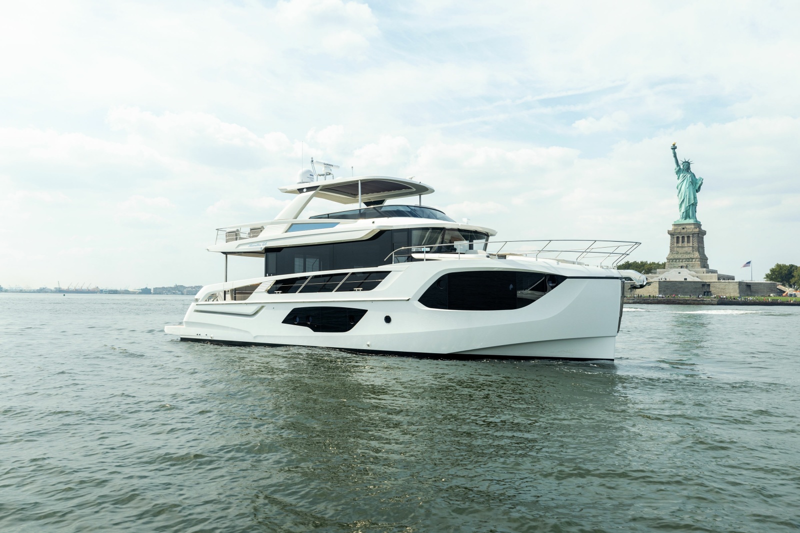 64' 2024 Absolute Navetta 64