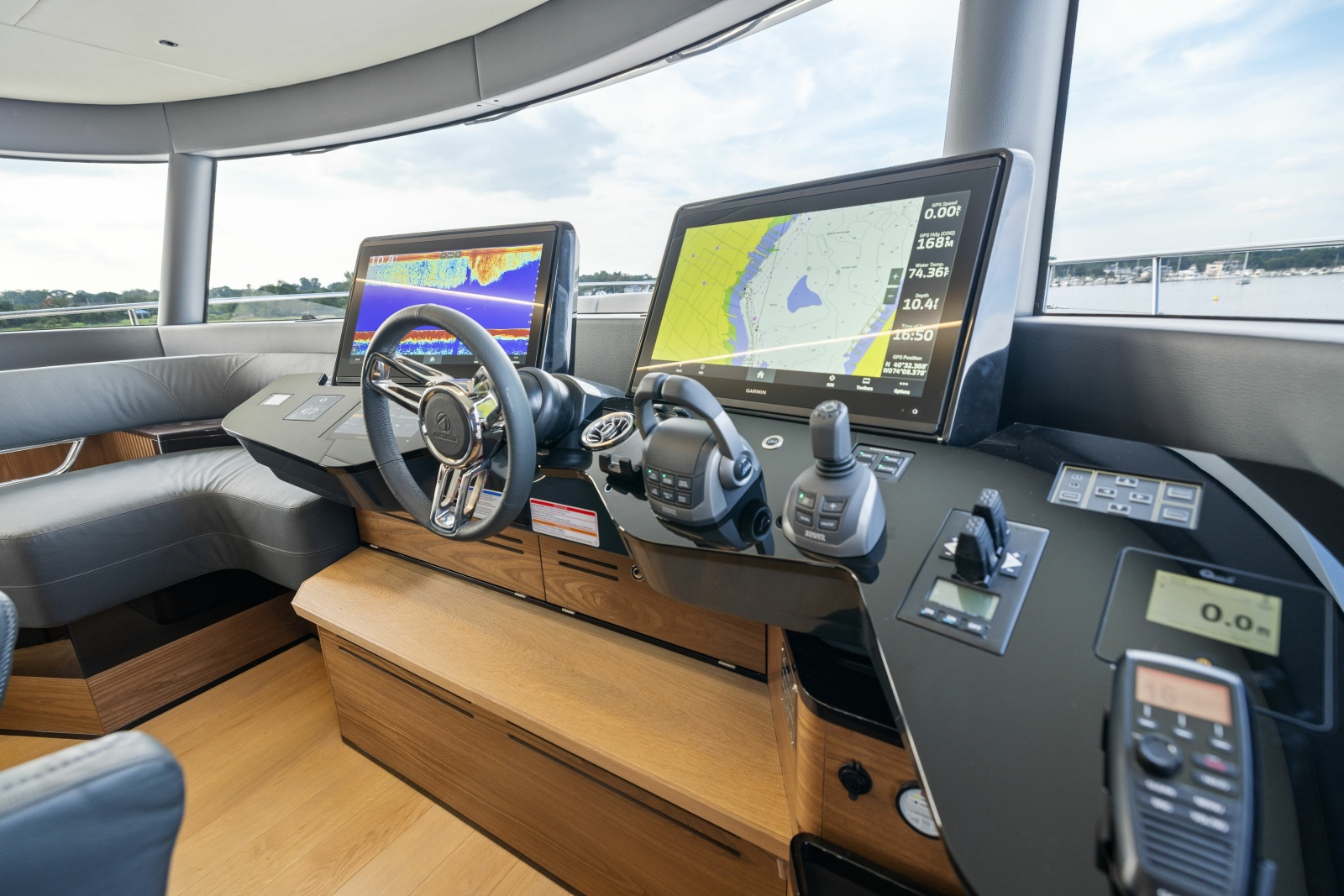 64' 2024 Absolute Navetta 64