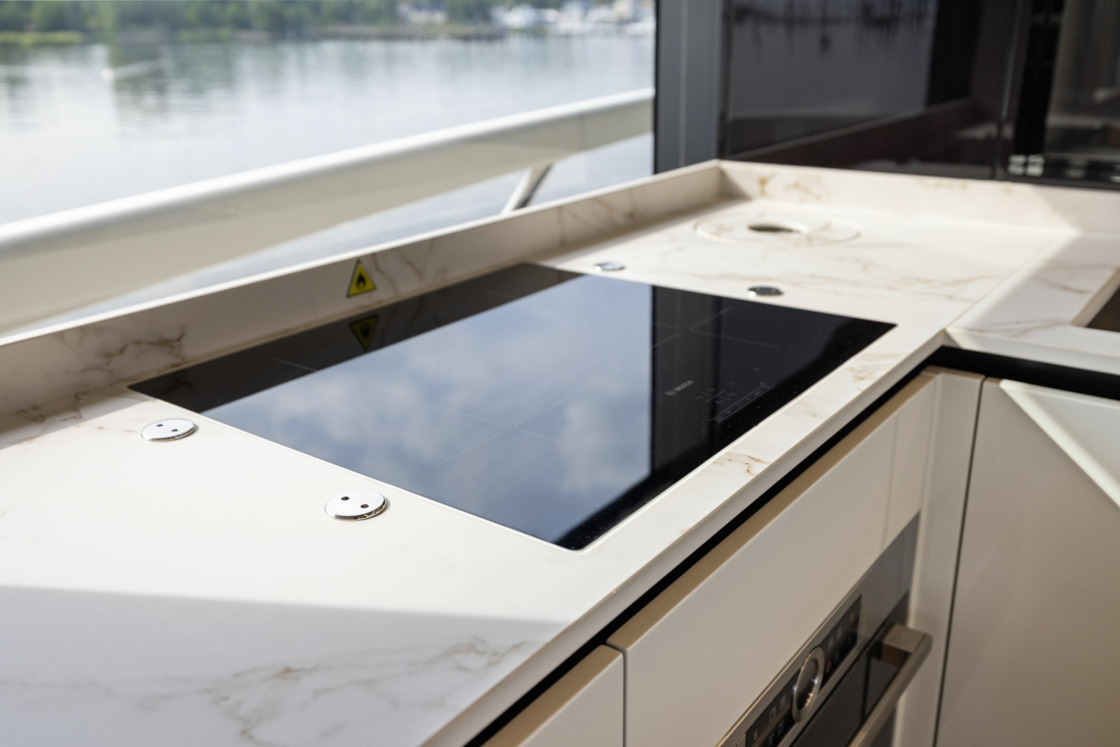 64ft Absolute Yacht For Sale