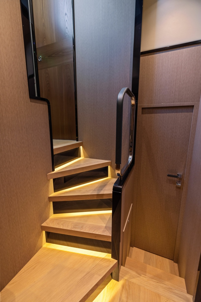 64' 2024 Absolute Navetta 64