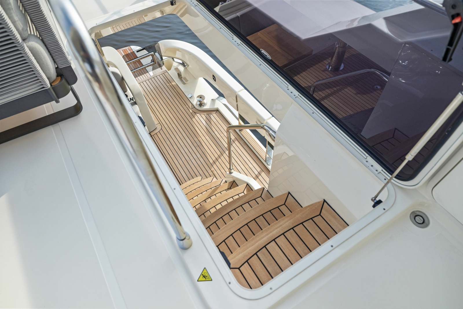 64' 2024 Absolute Navetta 64