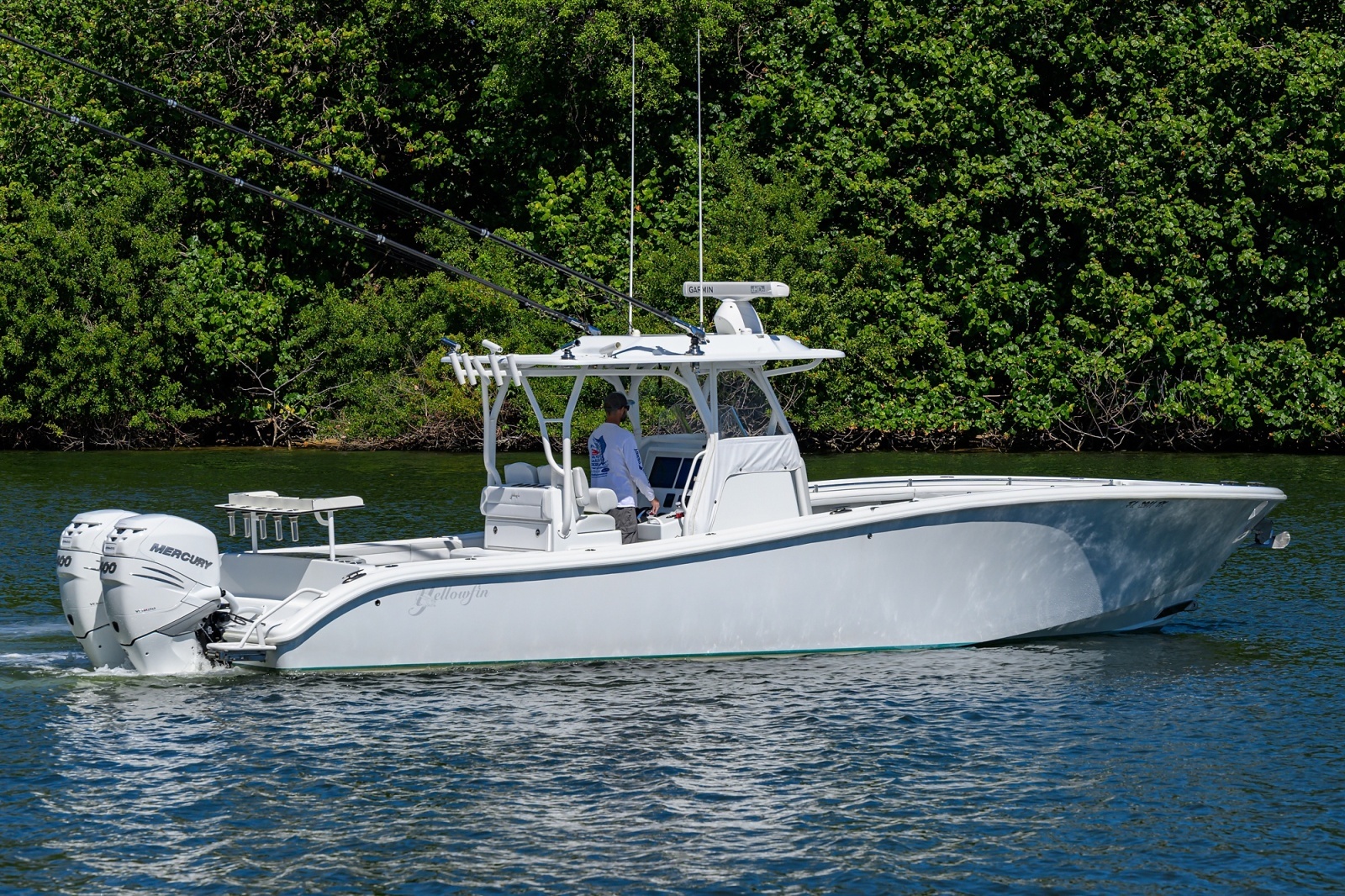 34ft Yellowfin Yacht For Sale