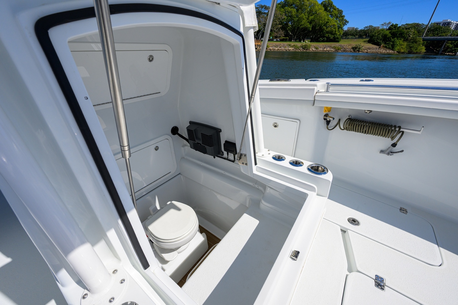 34ft Yellowfin Yacht For Sale