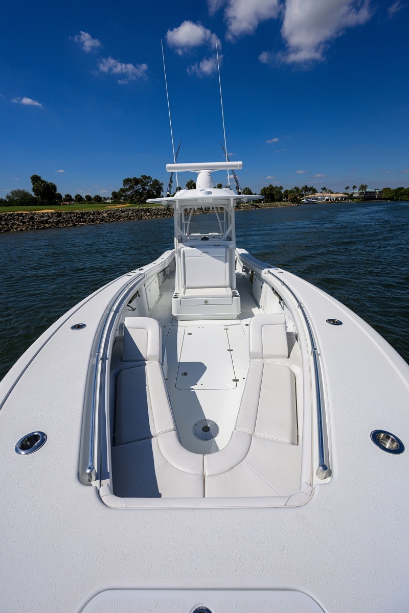 34ft Yellowfin Yacht For Sale