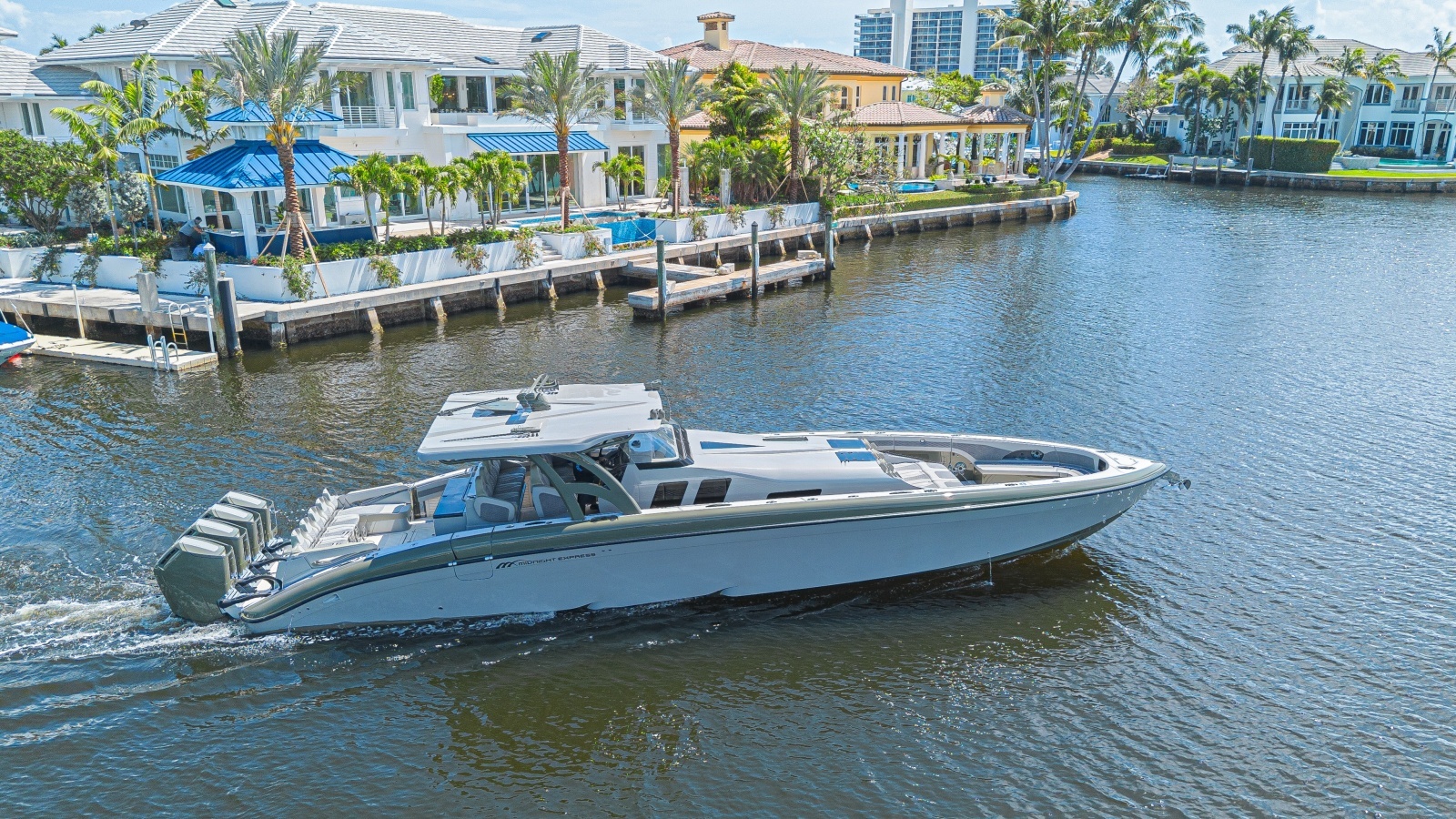 2025 Midnight Express 52 Vitesse photo 9