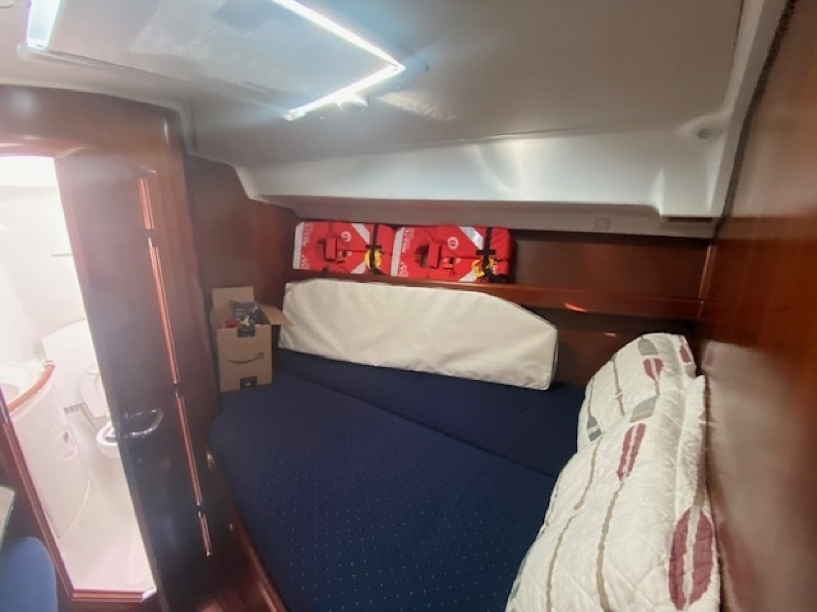 Gemini s Escape II 42ft Beneteau Yacht For Sale