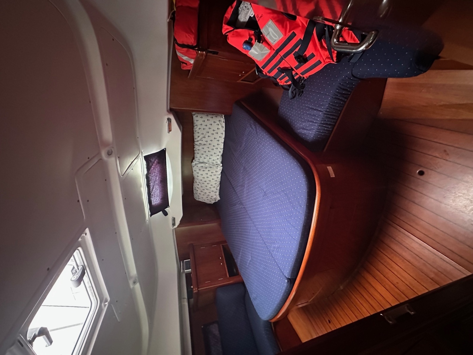 Gemini s Escape II 42ft Beneteau Yacht For Sale