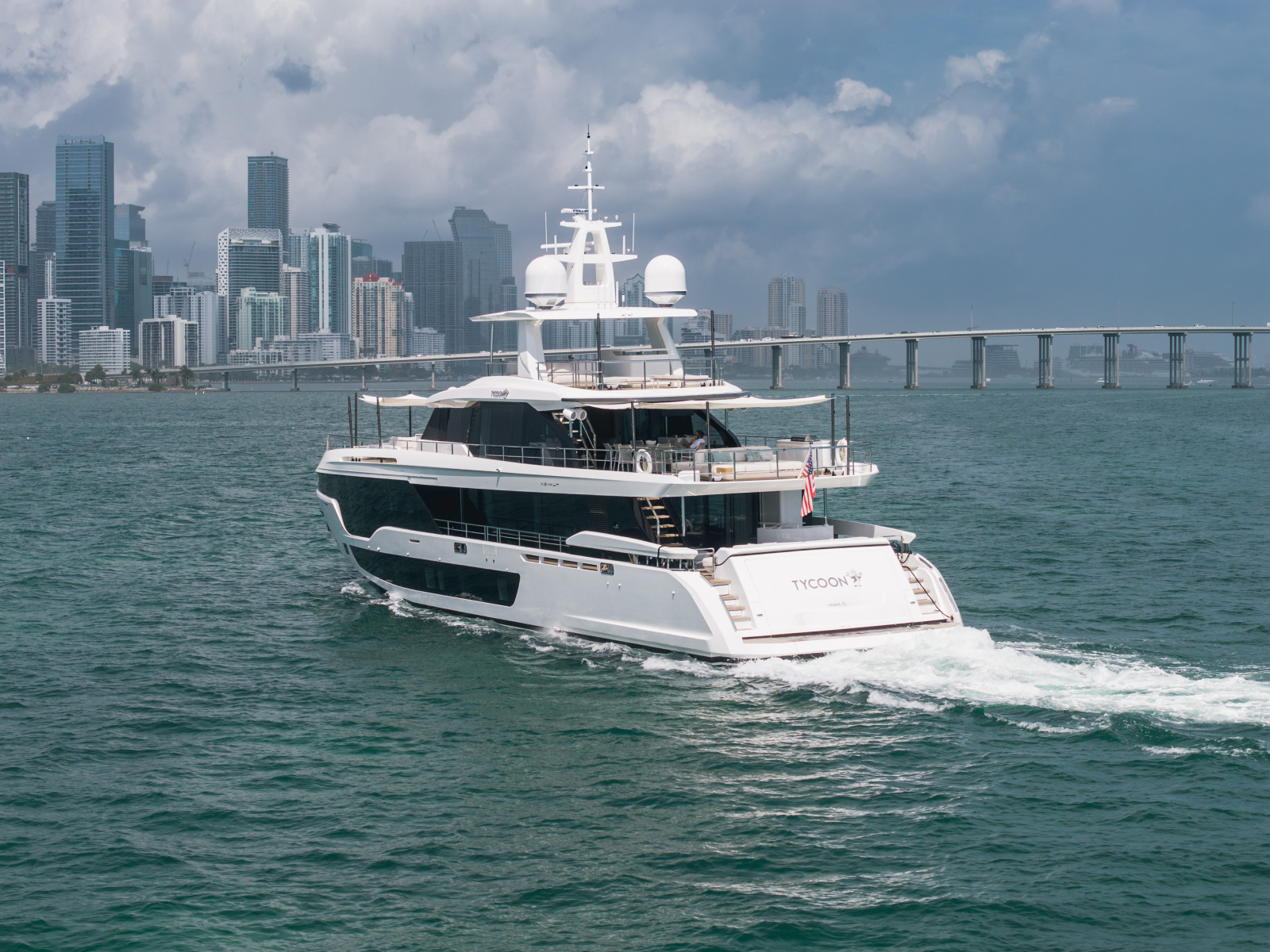 118ft Azimut Yacht For Sale