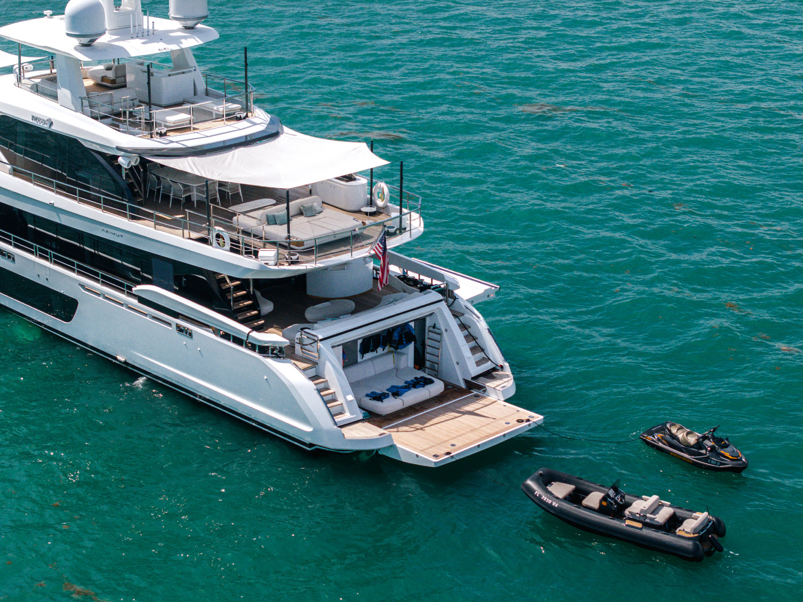 118ft Azimut Yacht For Sale