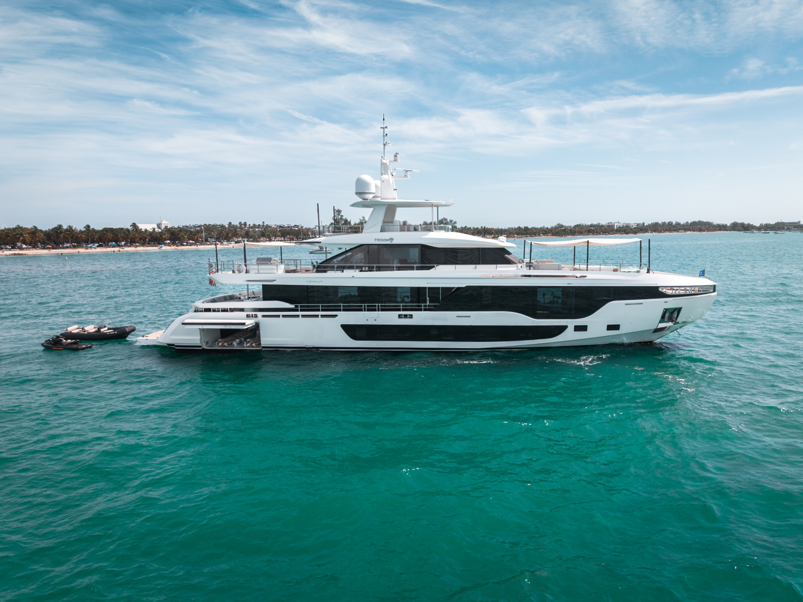 118ft Azimut Yacht For Sale