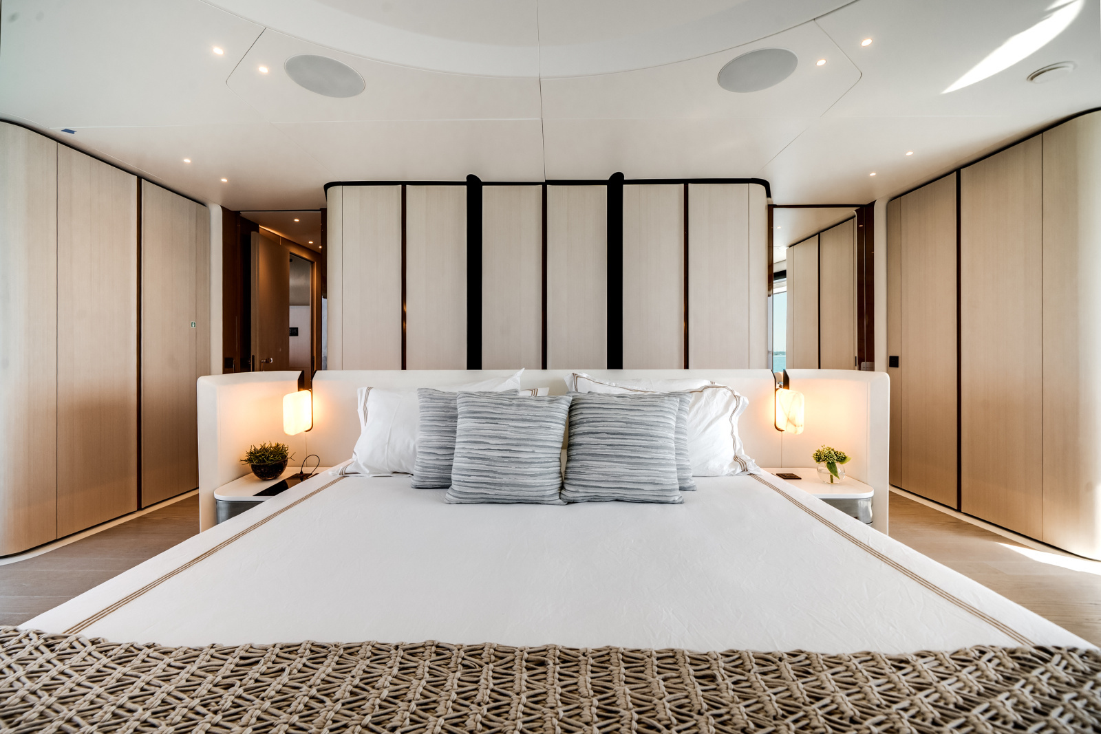 118ft Azimut Yacht For Sale