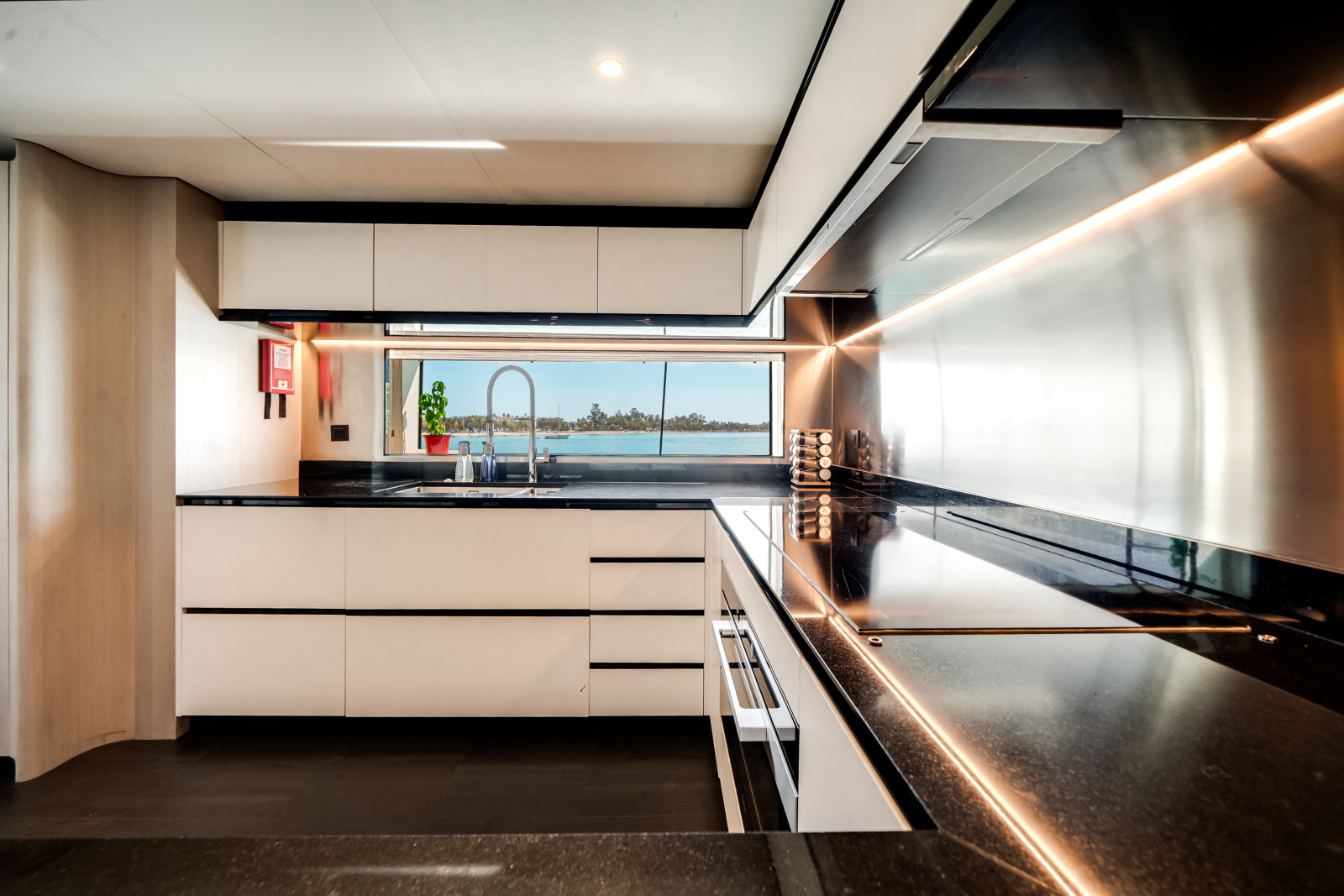 118ft Azimut Yacht For Sale