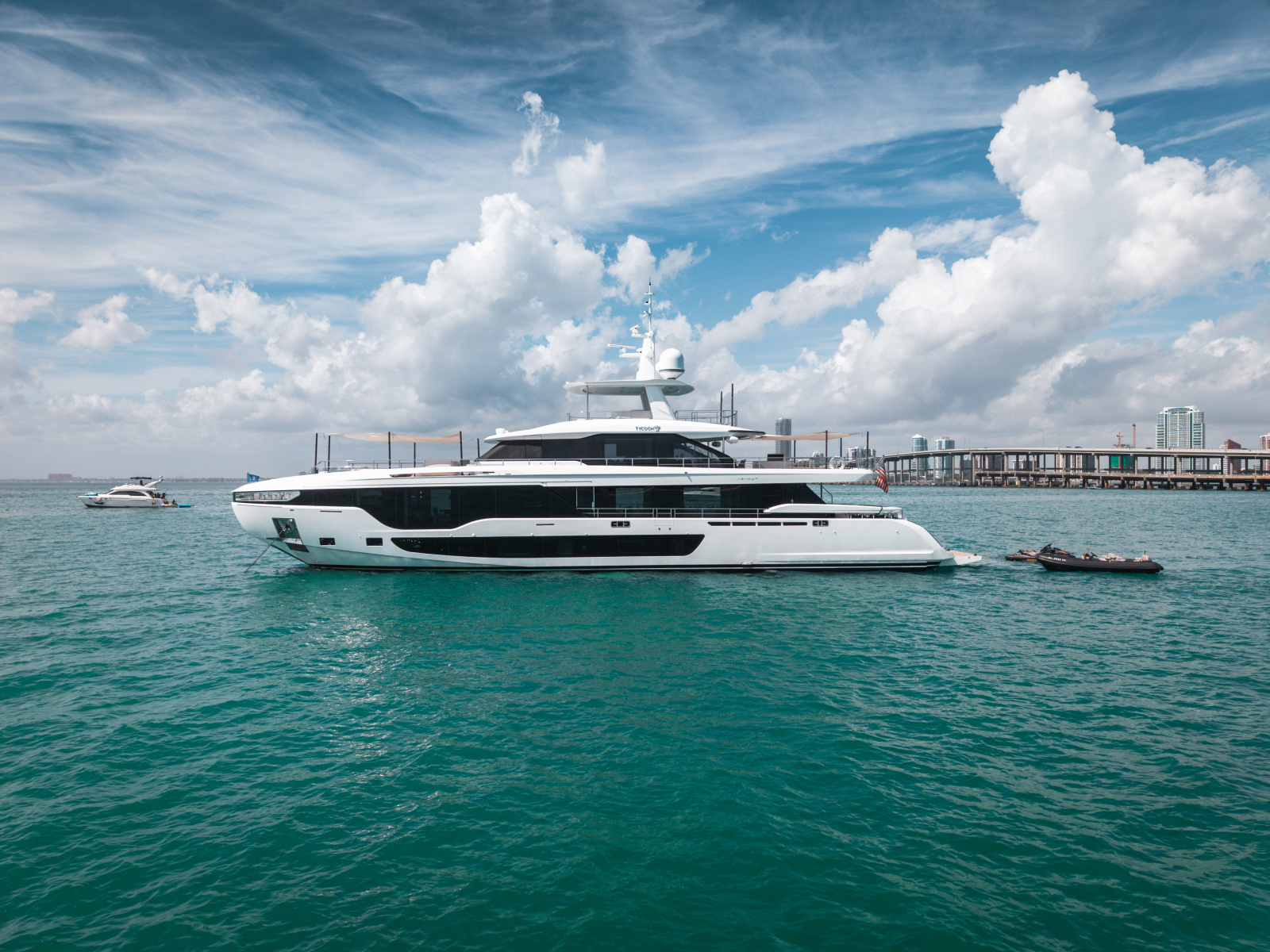 118ft Azimut Yacht For Sale