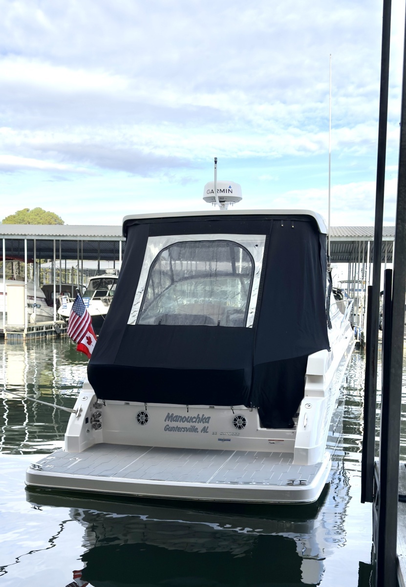 33ft Regal Yacht For Sale