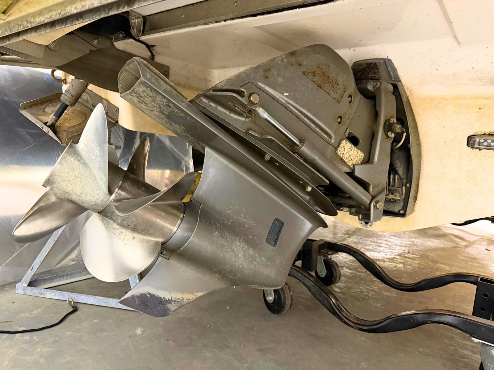 28' 2019 Regal 2800 Bowrider