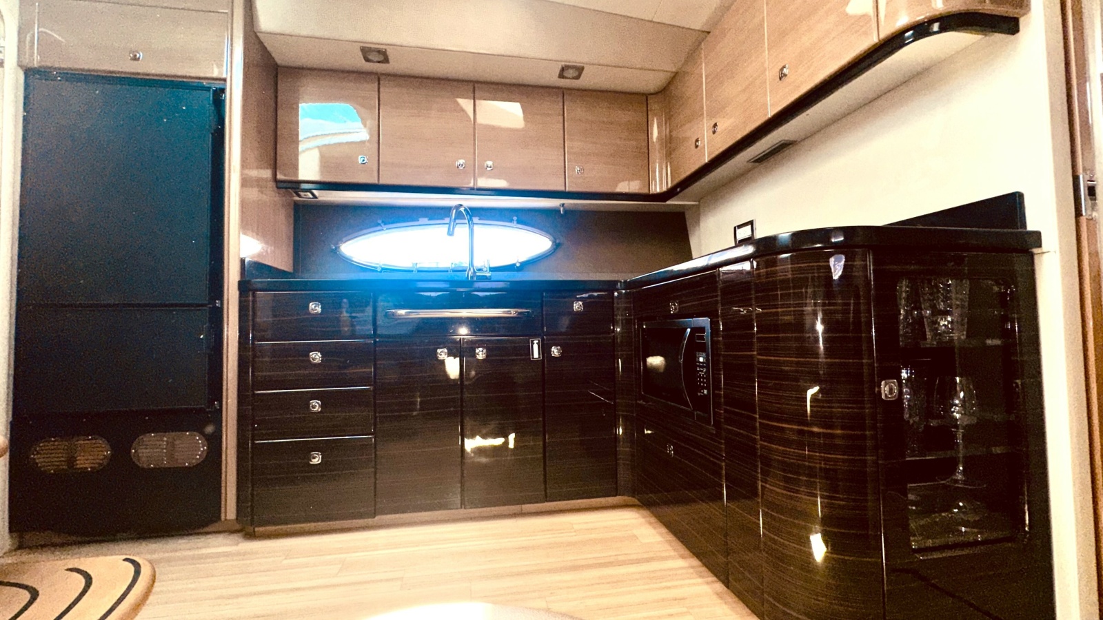 45' 2012 Formula 45 Yacht