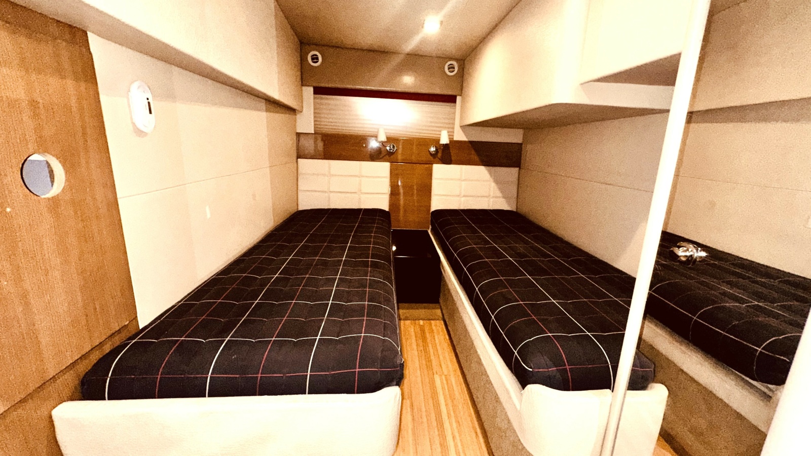 45' 2012 Formula 45 Yacht