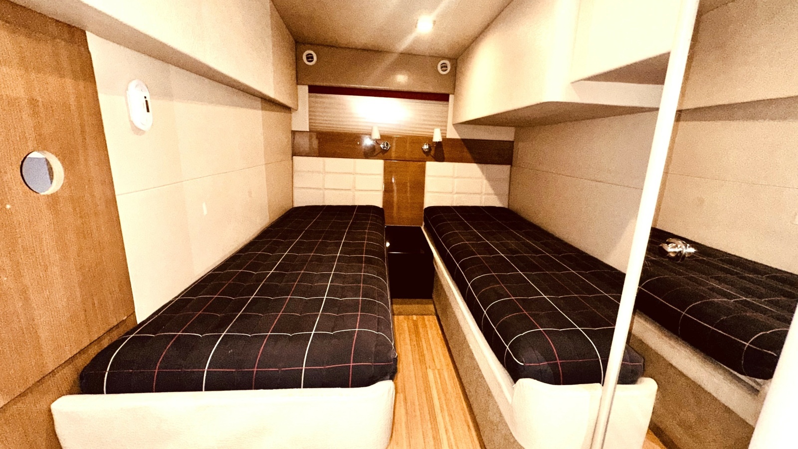 2012 Formula 45 Yacht